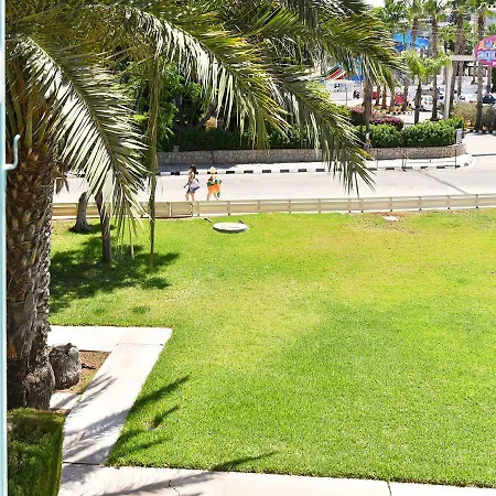 Jasmine Paralimni